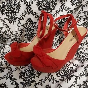 Red Velvet Wedges